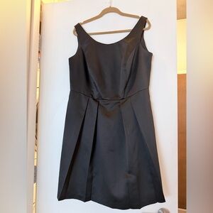 Priscilla of Boston Black formal Midi Dress w/pockets